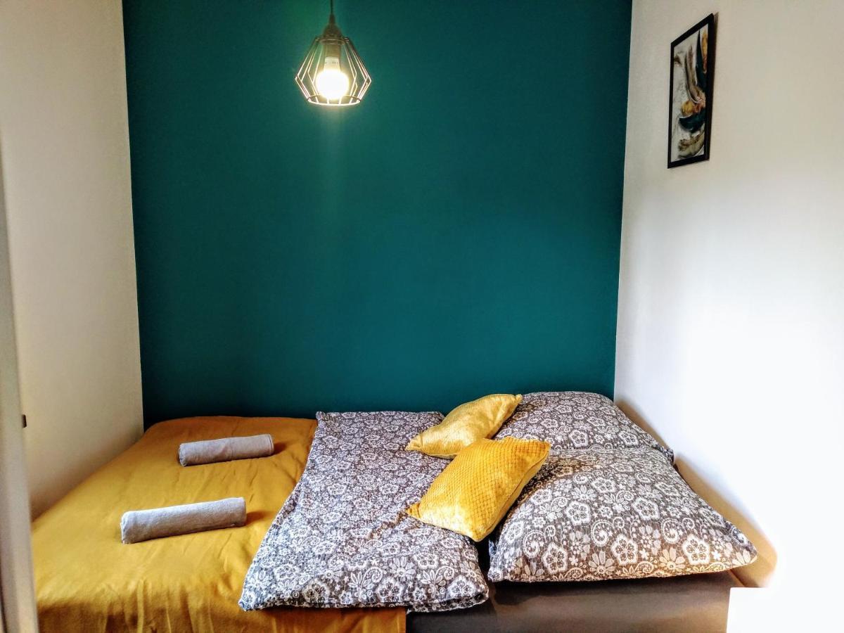 Apartamenty Jodlowa - Bilard - Bawialnia - Krolikarnia Krajno-Zagorze Eksteriør bilde